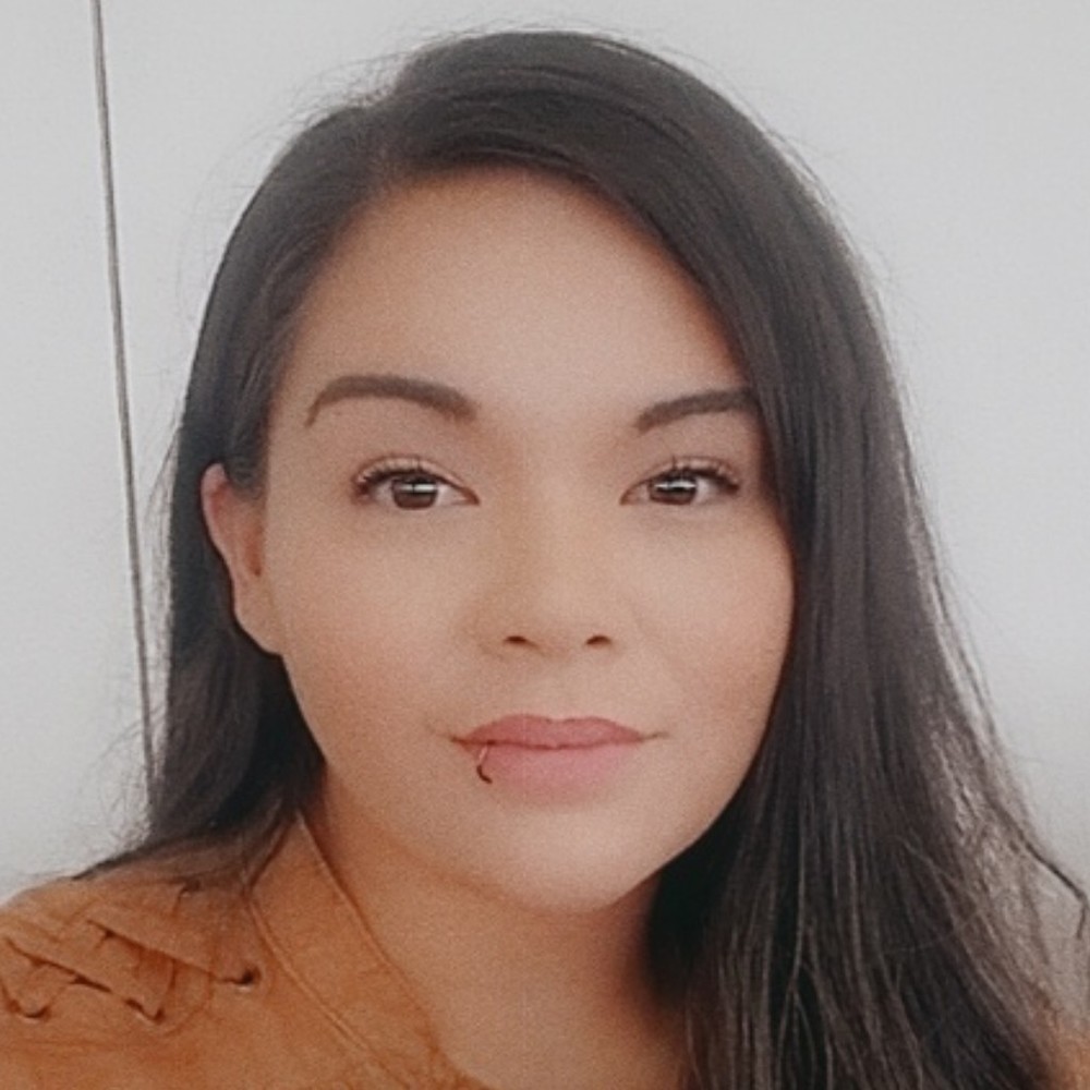 Meet your Posher, Louisa